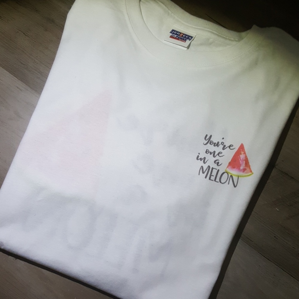 Custom tshirt-unisex